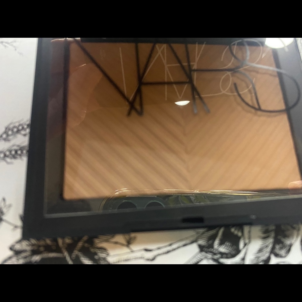 NARS sun wash diffusing bronzer - Picture 2 of 3